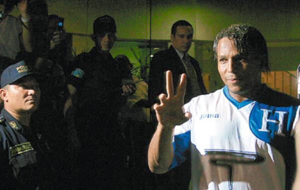 'Estamos con ustedes”