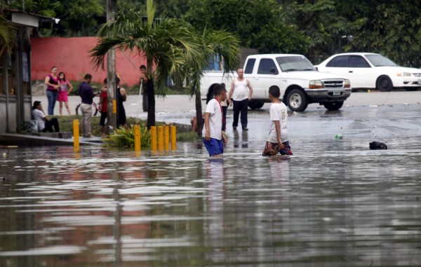 San Pedro Sula: vuelve la pesadilla a la 13 calle de Paz Barahona