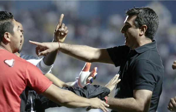 Diego Vásquez sobre Vargas: 'Es un fantasma'