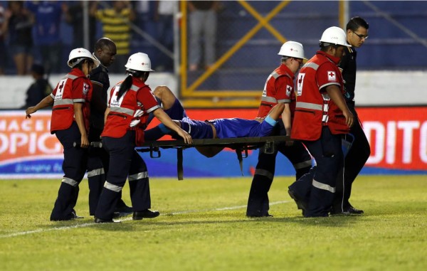 Juan Pablo Montes, hospitalizado de emergencia