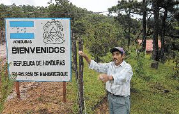 Salvadoreños adquieren nacionalidad hondureña