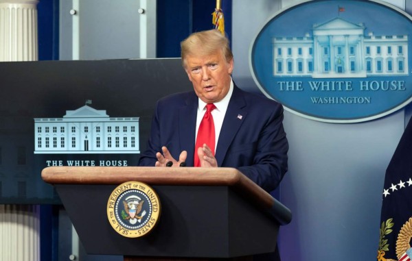 Donald Trump anticipa semanas 'muy dolorosas' con al menos 100.000 muertos por el coronavirus