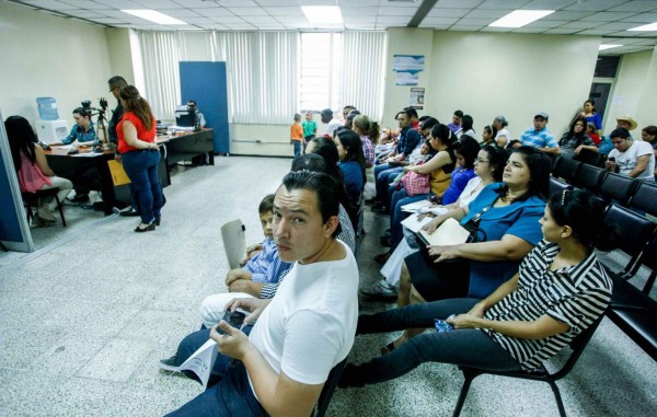 Un año sin crisis de material en el Instituto Nacional de Migración
