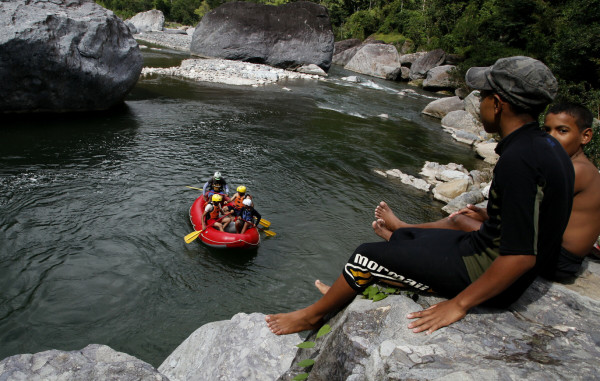 Adrenalina y aventura en cuenca del río Cangrejal