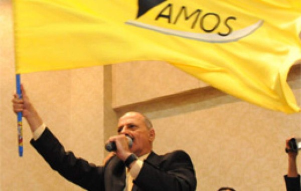 Vamos le devuelve 18,000 credenciales al Tribunal Electoral