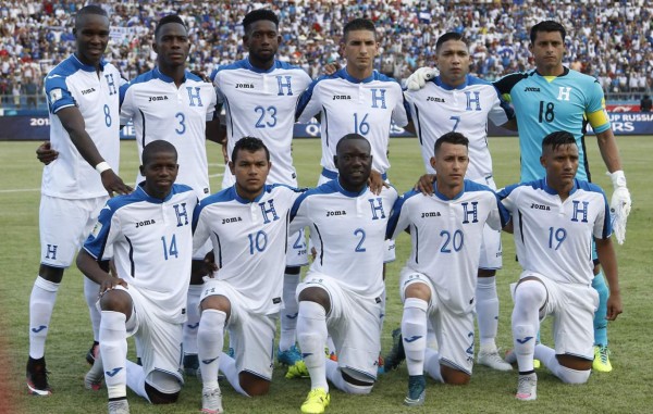 Honduras a todo o nada contra El Salvador en marzo del 2016