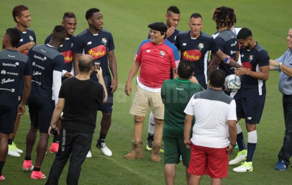 'Mano de Piedra' aconsejó 'noquear' a Honduras y Pinto