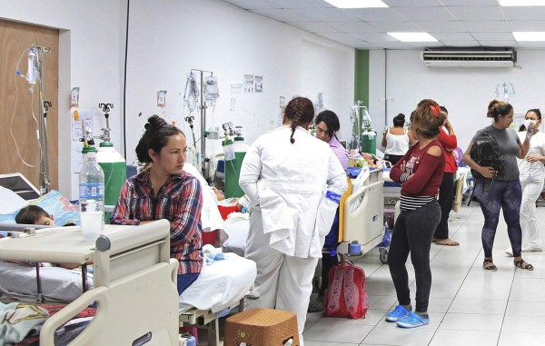 Más de 6,900 casos de dengue hay en la región de Cortés