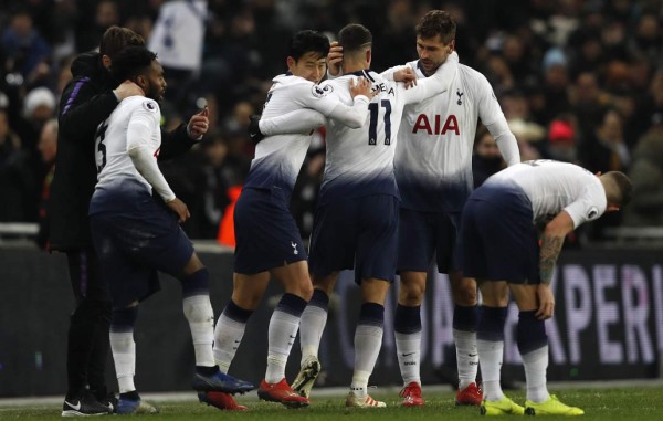 Resumen Premier League: Liverpool tropieza en Anfield y al Chelsea le recetan una goleada