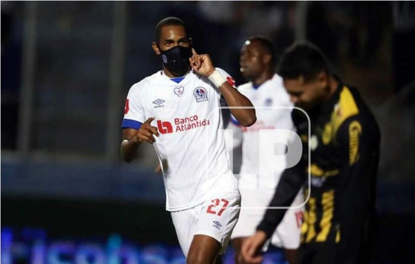 Jerry Bengtson salvó al Olimpia con agónico gol en el 91' y frustró al Real España