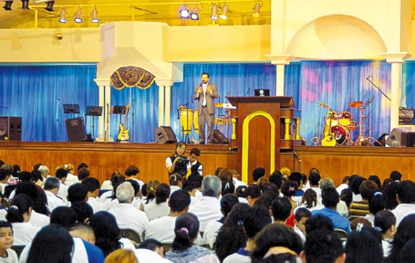 Cristianos permanecen unidos en favor de la paz