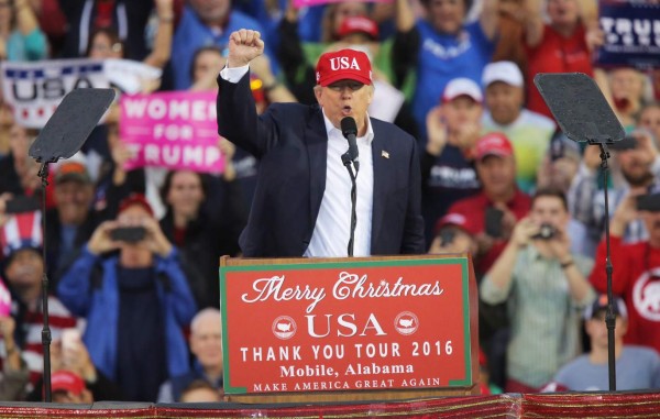 Donald Trump se queda sin estrellas para su investidura