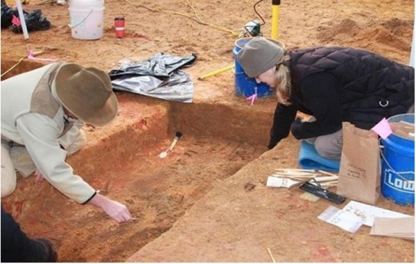 Descubren 800 esqueletos de bebés en un convento