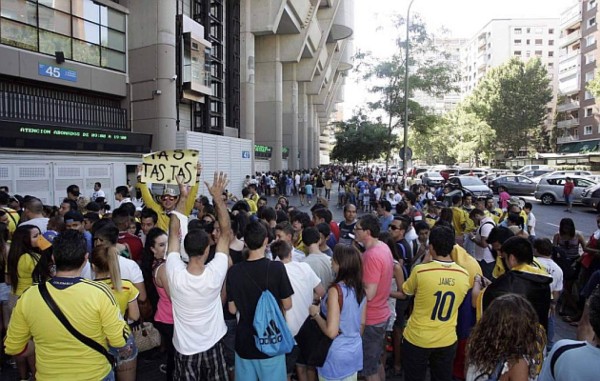 Madridistas se vuelcan al Bernabéu para recibir a James Rodríguez