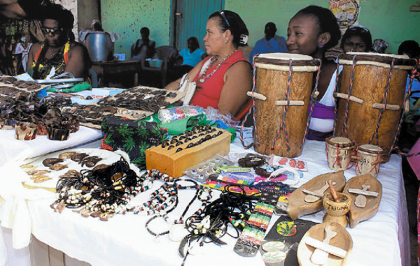 Garífunas, más de dos siglos con cultura propia