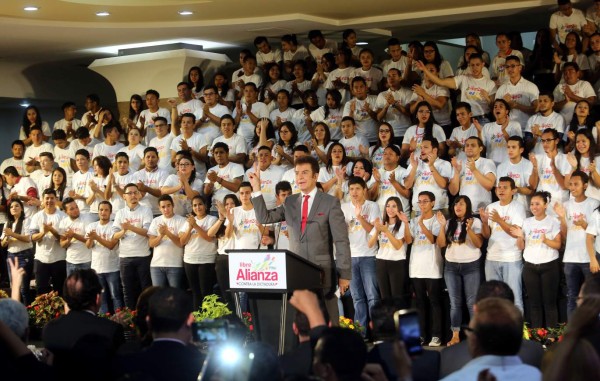 Nasralla ofrece energía gratuita para los pobres