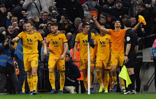 Video: Mexicano Raúl Jiménez y el Wolverhampton frenaron al Tottenham