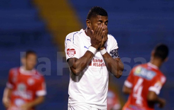 ¡Sorpresa! El Santos de Guápiles deja contra las cuerdas al Olimpia