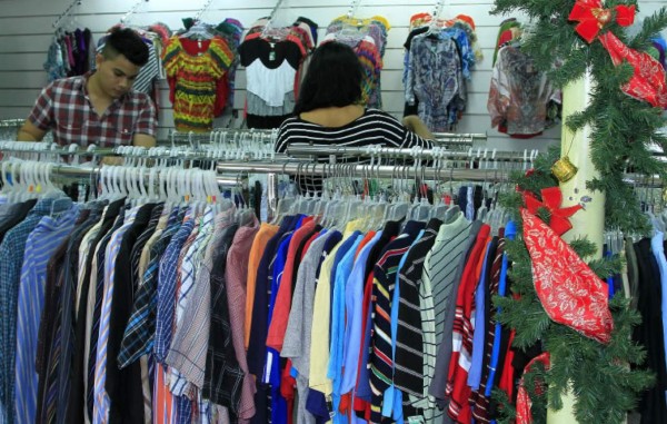 Comercio sampedrano se pule para doblar ingresos en época navideña