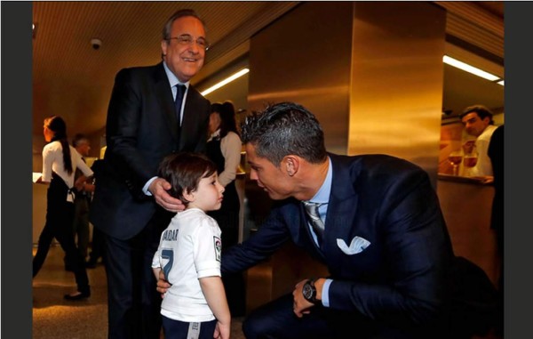 El gesto de Cristiano con niño que quedó huérfano tras atentado en Líbano