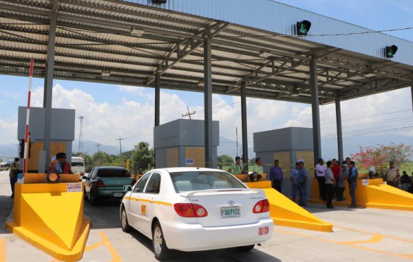 Ediles exigen que no le cobren peaje a vecinos de San Manuel