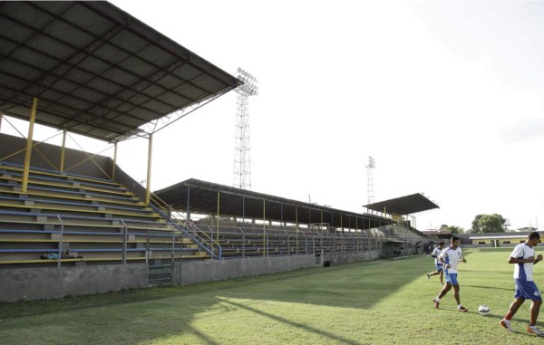 La Concacaf inspecciona estadio Humberto Micheletti