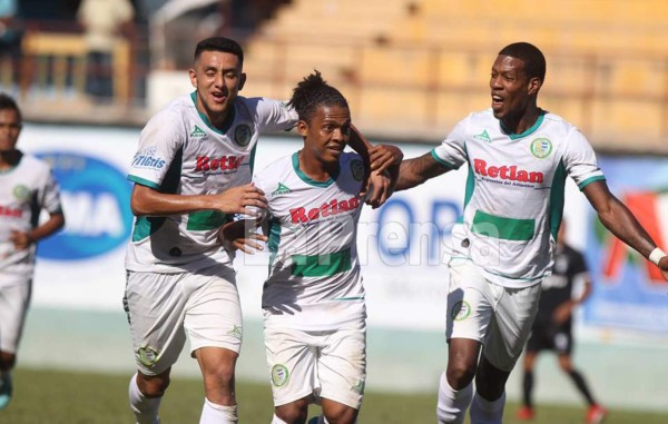 'Primitivo' logra su primer triunfo como DT de Juticalpa y hunde al Honduras