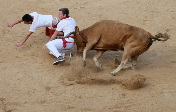 Primer encierro de San Fermín en Pamplona, España