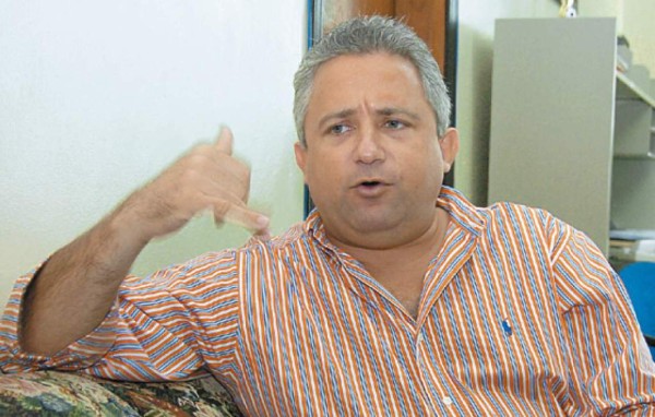 Piden orden de captura contra exalcalde de Tela