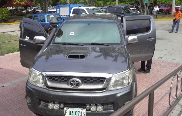 Matan a guardaespaldas cuando se conducía con su patrón