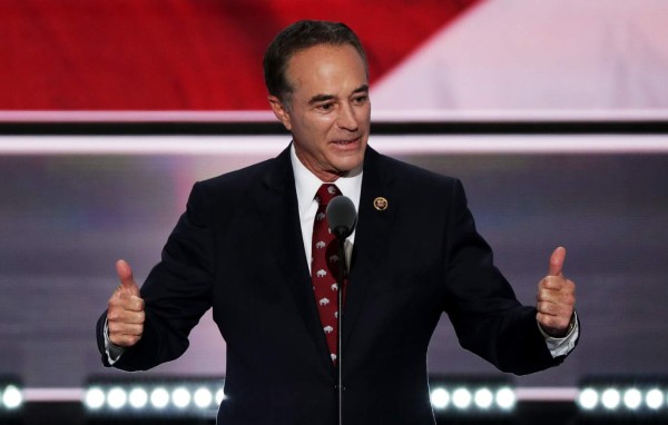 EEUU: Detienen al congresista Chris Collins por abuso de información