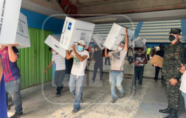 Con normalidad distribuyen maletas electorales en Cortés