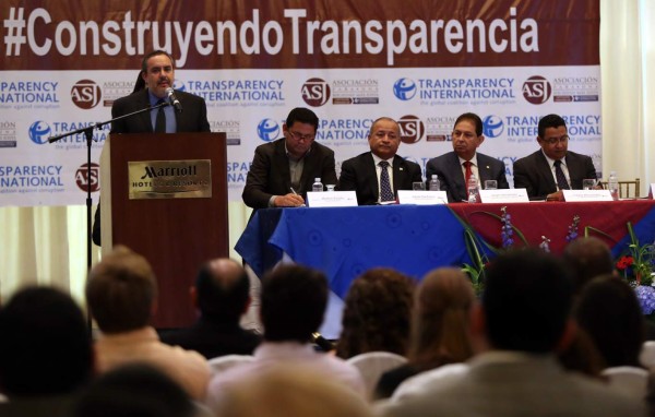 Transparencia Internacional detecta irregularidades en Seguridad