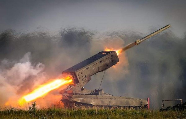 EUA bombardea campamento del grupo Estado Islámico