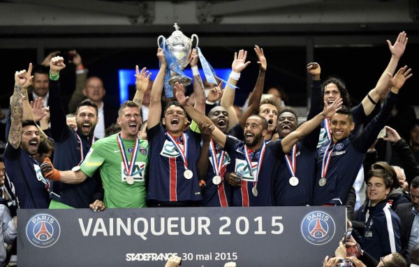 Un gol de Cavani da al PSG la Copa de Francia