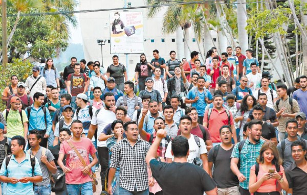La Unah tendrá más de 18,000 nuevos estudiantes en 2019