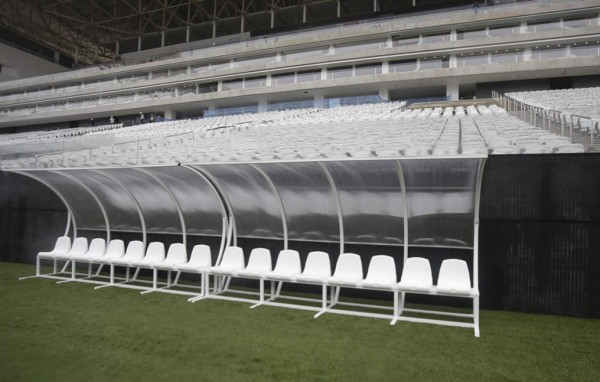 Estadio de la inauguración del Mundial es entregado con obras pendientes