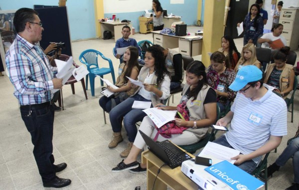 Enseñan a jóvenes a prevenir el zika por redes sociales