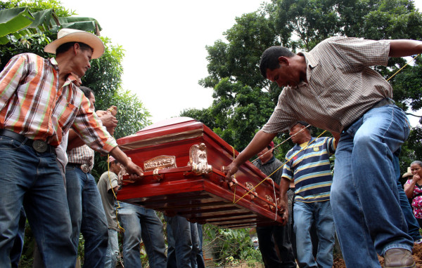 Sus sueños quedaron bajo los vagones del tren