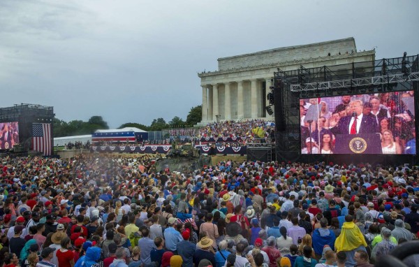 Trump celebra el poderío y la unidad de EEUU en polémico 4 de Julio. Fotos AFP