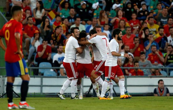 España hace papelón ante la selección 137 del mundo