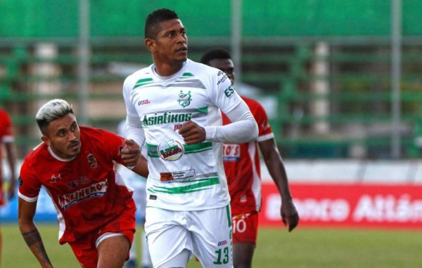 Carlo Costly tras rescindir contrato con el Platense: 'Todavía no me retiro'