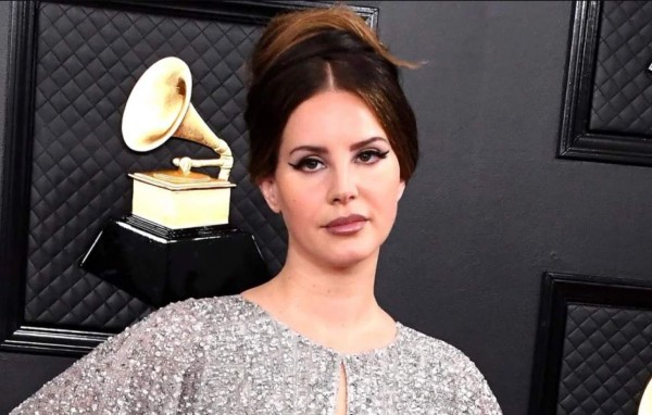 Lana del Rey niega ser racista tras criticar a Beyoncé y Cardi B, entre otras estrellas femeninas