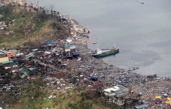 Filipinas estima más de 10 mil muertos tras el paso del tifón Haiyan