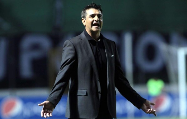 Diego Vázquez demandará a periodista por acusaciones en su contra