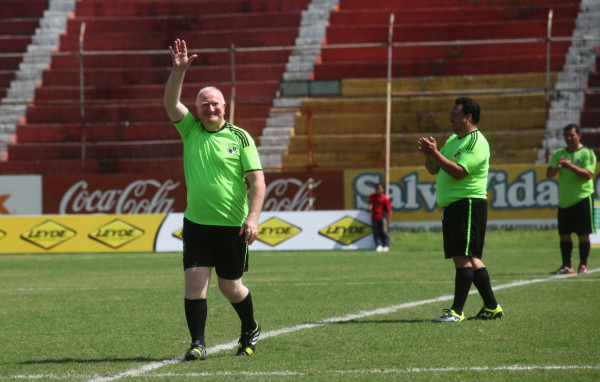 Sacerdotes ceibeños caen 5-3 contra los sampedranos