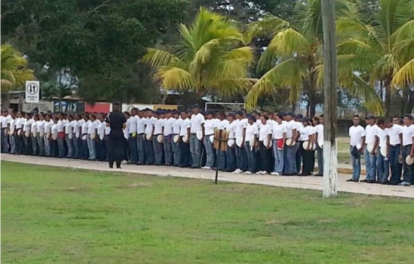 Maestros quieren ser policías en el sur de Honduras