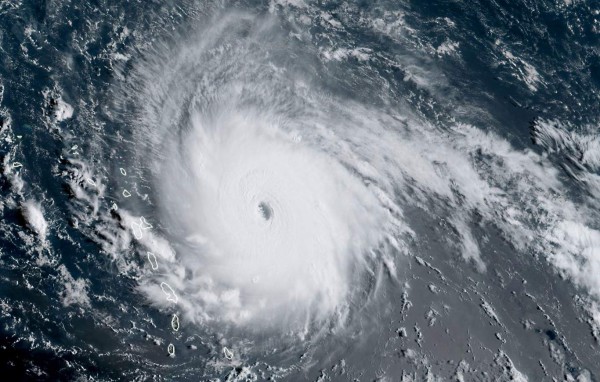 Irma, un huracán categoría 5 que amenaza la Florida