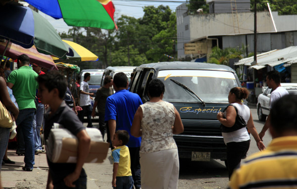 Viene aumento al pasaje urbano en Honduras