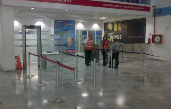 Rayo canceló varios vuelos en aeropuerto de San Pedro Sula